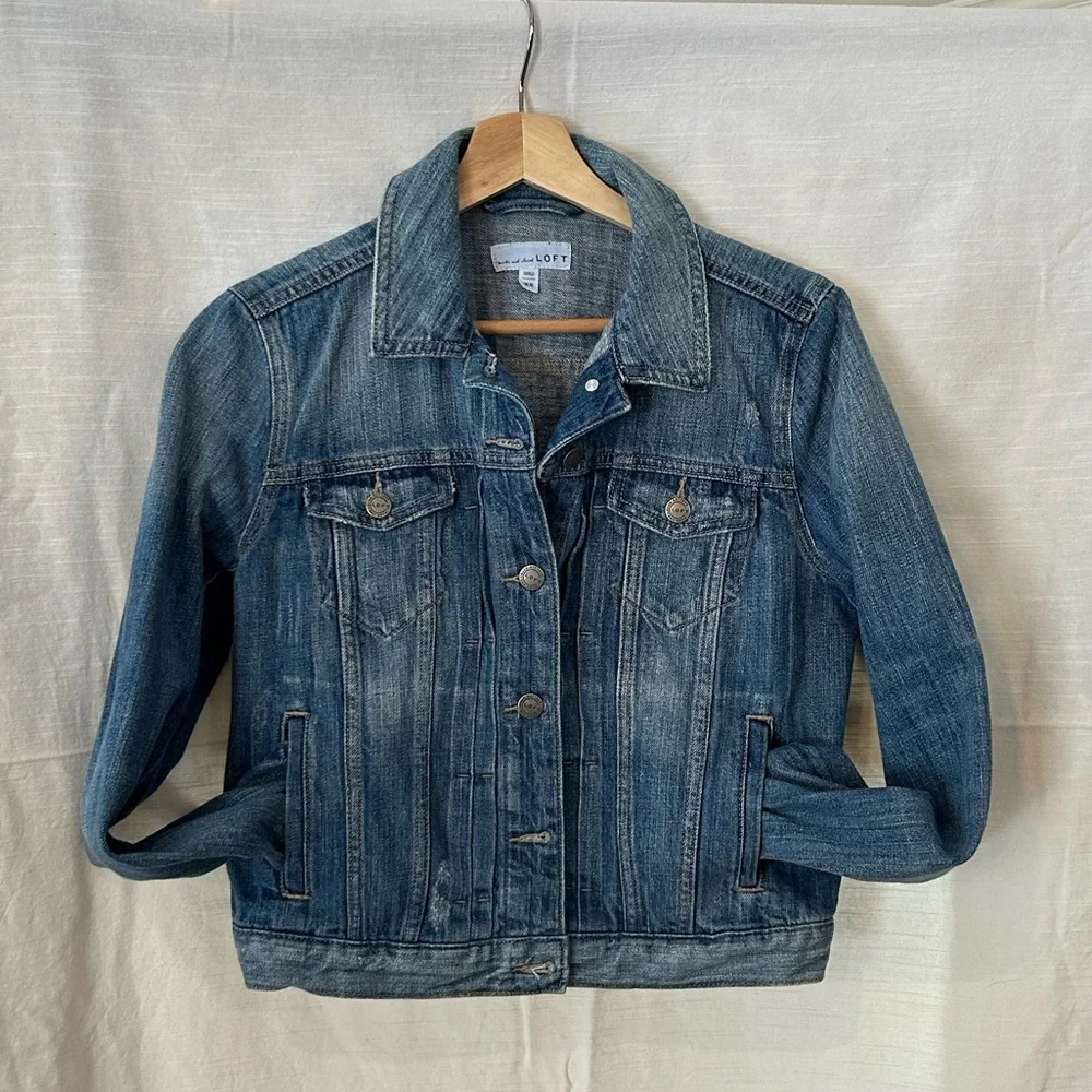 LOFT NWOT Blue Denim‎ Jacket  cottagecore  cropped  vampire diaries  y2k